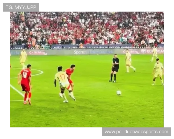 足球星球上的8号传奇人物：那些为球迷铭记的中场大师